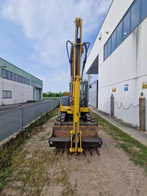 Komatsu PC55MR-5E0 Photo 9