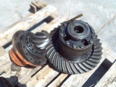 Conical spring for Fiat Hitachi w130 - corona 34 denti - pignone 7 denti sold by OLM 90 Srl