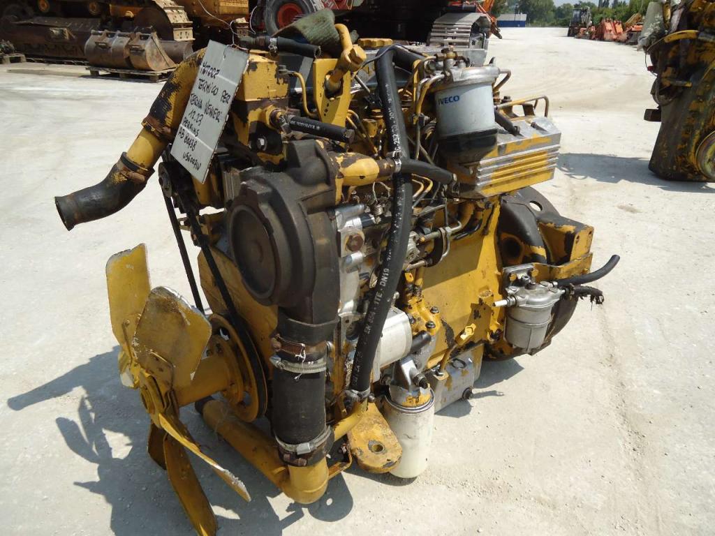 Internal combustion engine for Venieri 12.23 -PERKINS AB 80438 - U560071U Photo 1