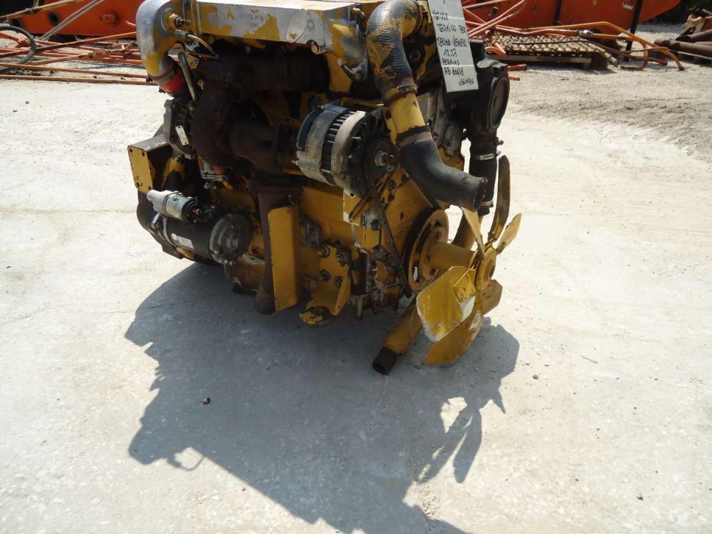 Internal combustion engine for Venieri 12.23 -PERKINS AB 80438 - U560071U Photo 2