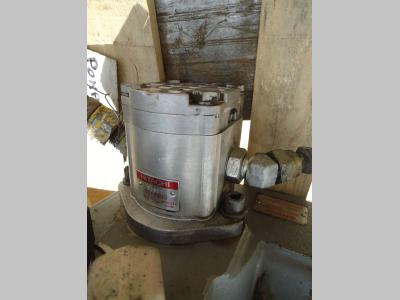 Servocontrol hydraulic pump for Hitachi ZW310 sold by OLM 90 Srl