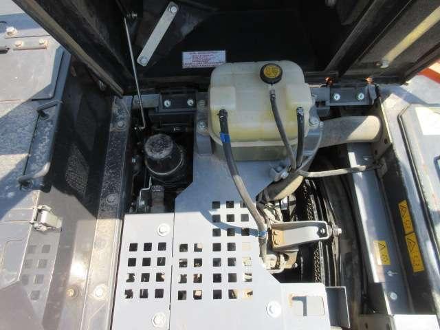 Hitachi ZX135 US-6 Photo 19