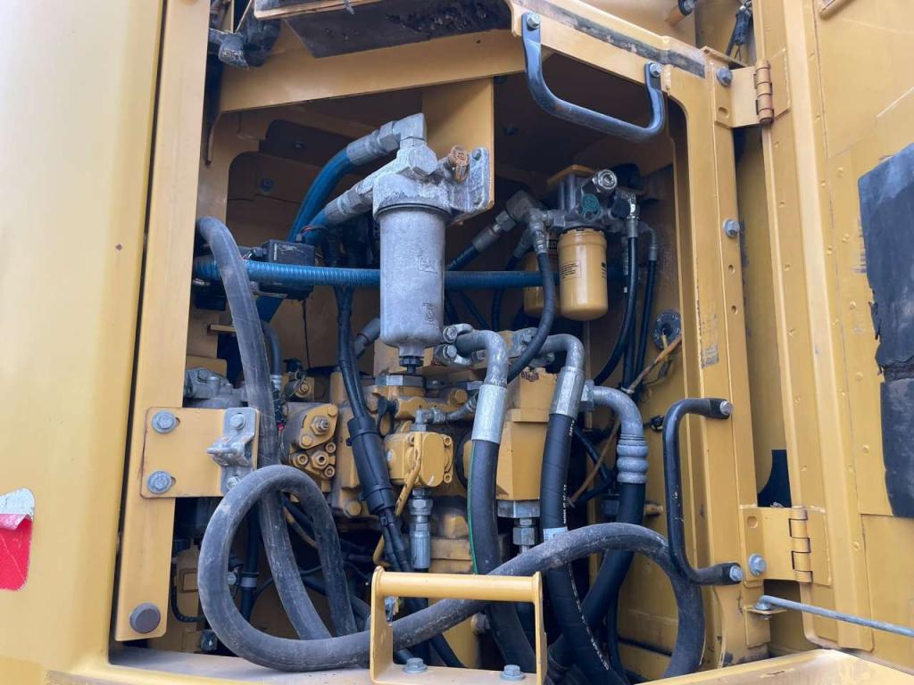 Caterpillar 335 F LCR Photo 29