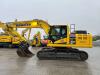 Komatsu PC210NLC-11E0 Photo 1 thumbnail