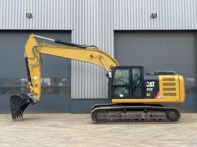 Caterpillar 320FL Photo 1