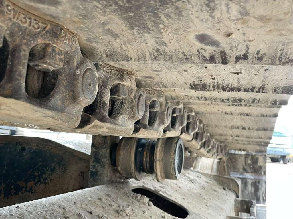 Caterpillar 320FL Photo 12