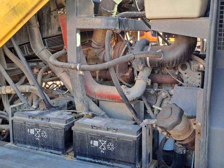 New Holland F106.7 Photo 16