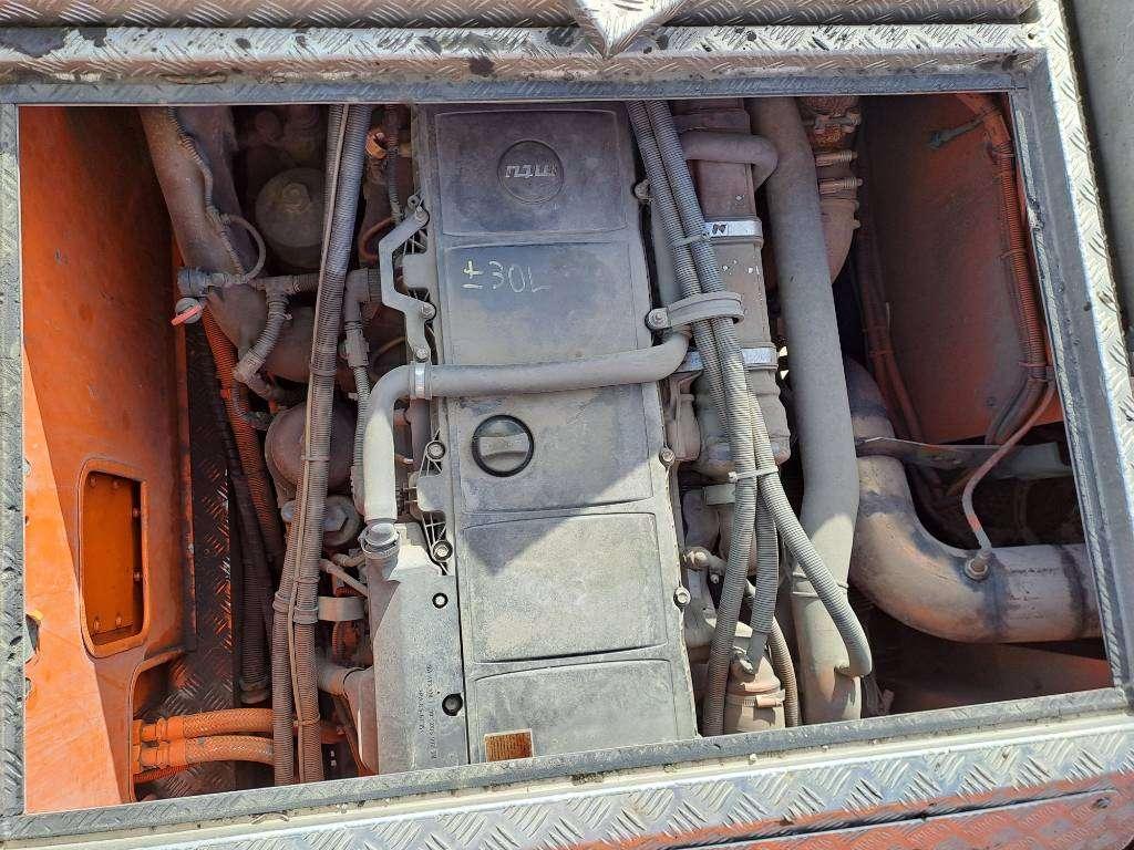 Terex - Demag AC700 Photo 19