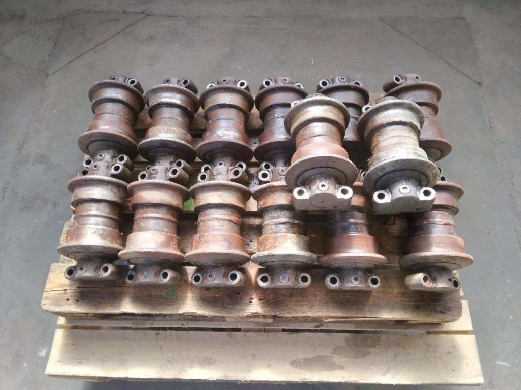 Track rollers Photo 3