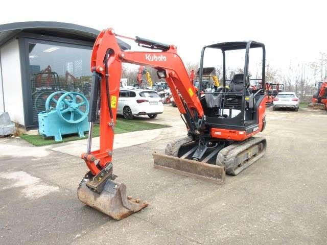 Kubota KX027-4 Photo 2