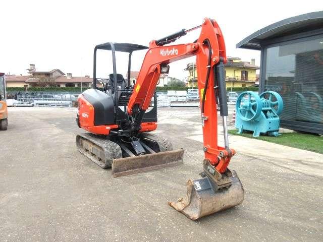 Kubota KX027-4 Photo 5