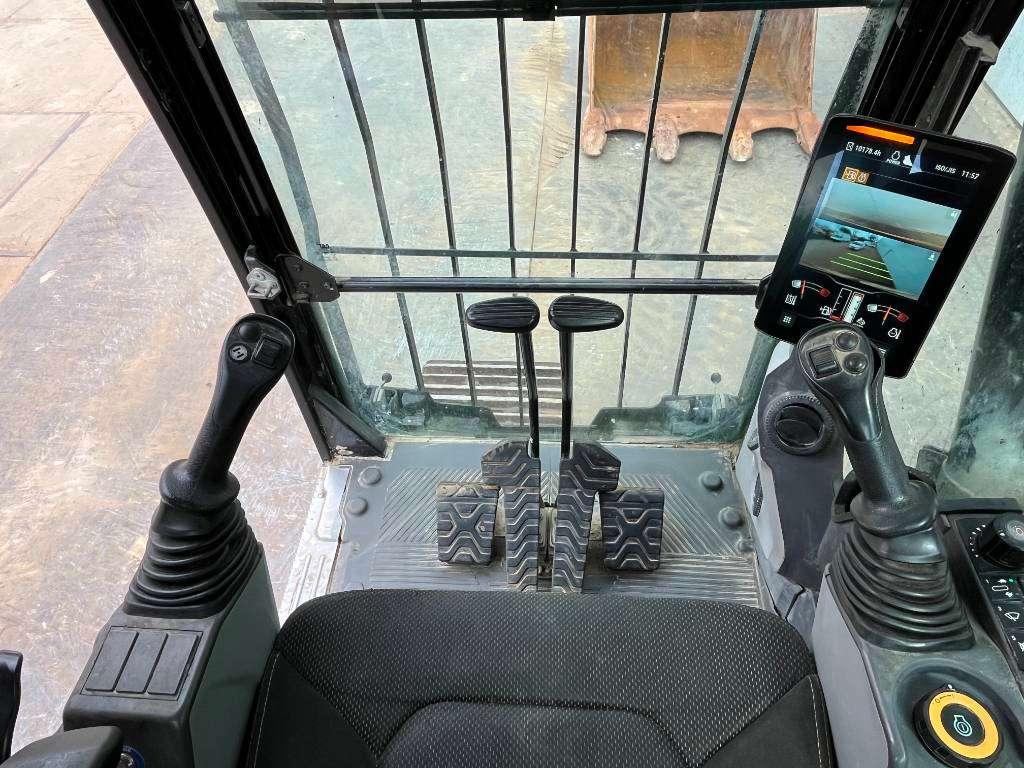 Caterpillar 352 - Next Gen - Hammer Lines / Automatic Greasing Photo 9