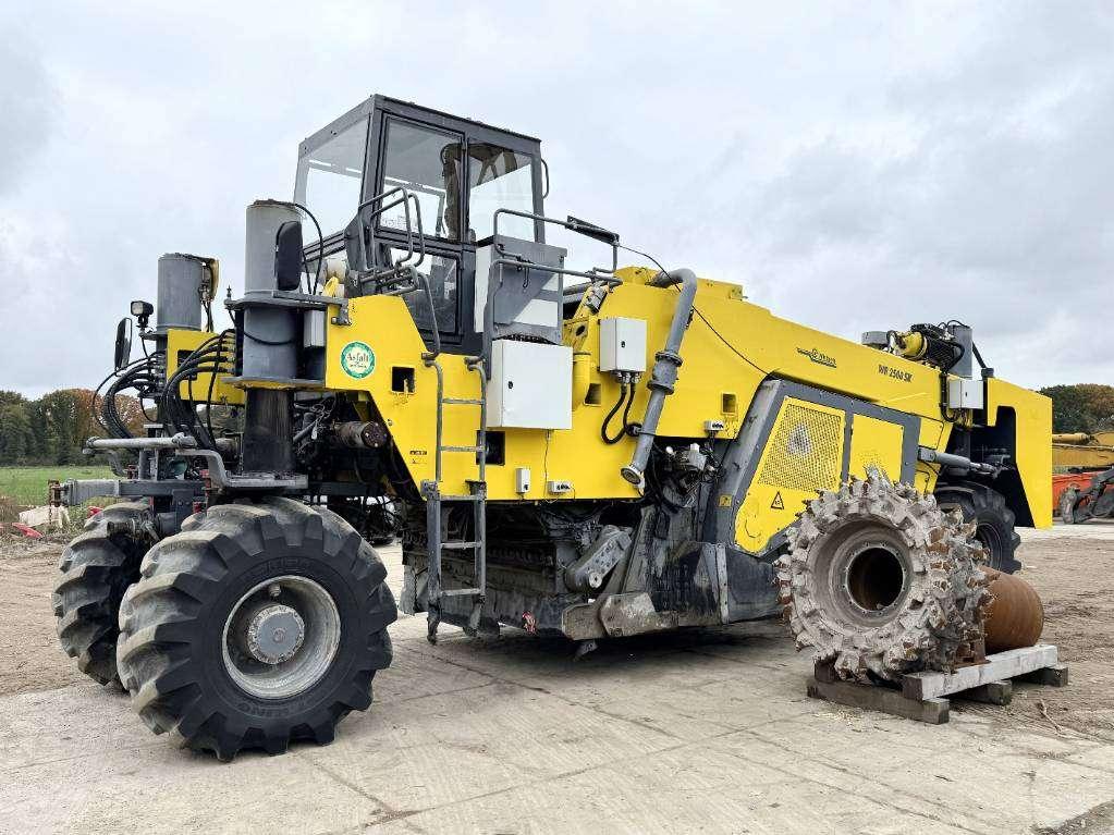 Wirtgen WR2500SK - Dutch Machine / Extra Miller and Tires Photo 1