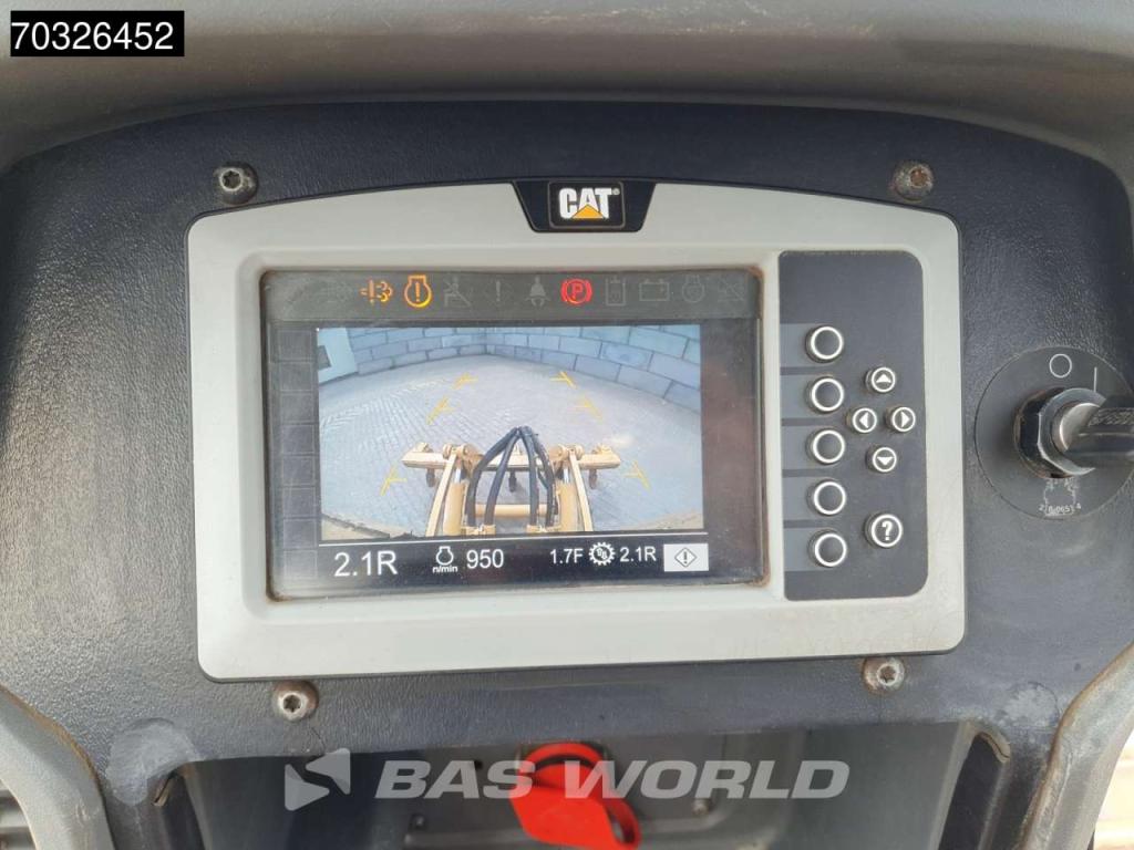 Caterpillar D5K2 LGP Ripper Photo 27