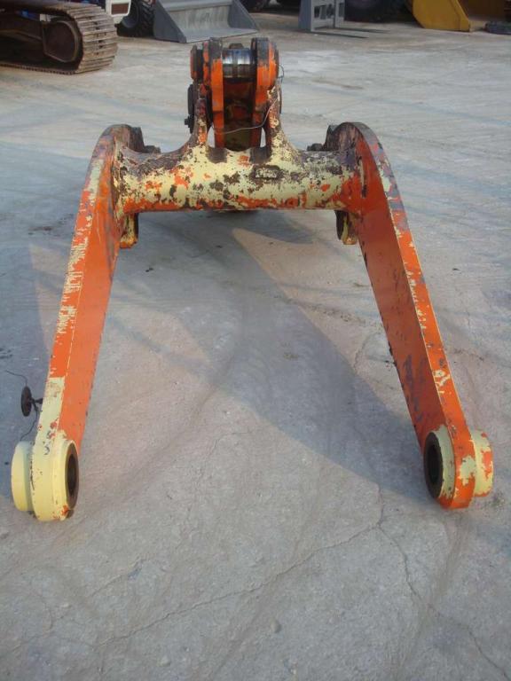Arm for loaders for Hitachi ZW220 Photo 5