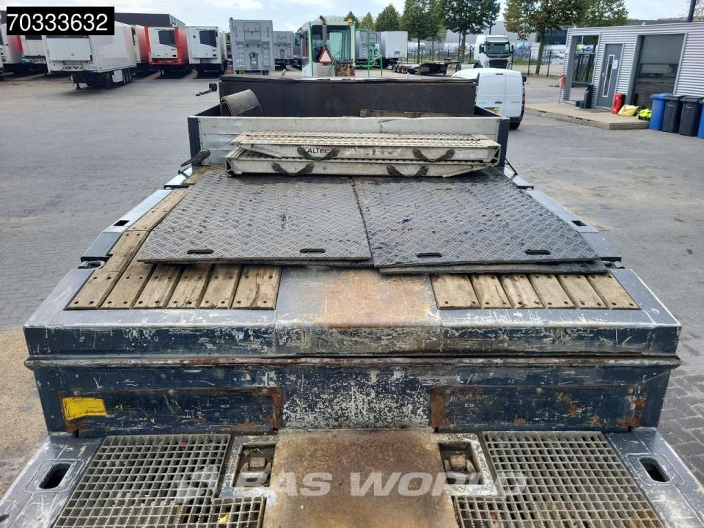 Kässbohrer LB3E MOT 05/27 Steering +Liftaxle Ramps Photo 15