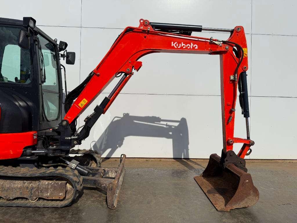 Kubota KX037-4 - Hammer Lines / Quick Coupler Photo 11