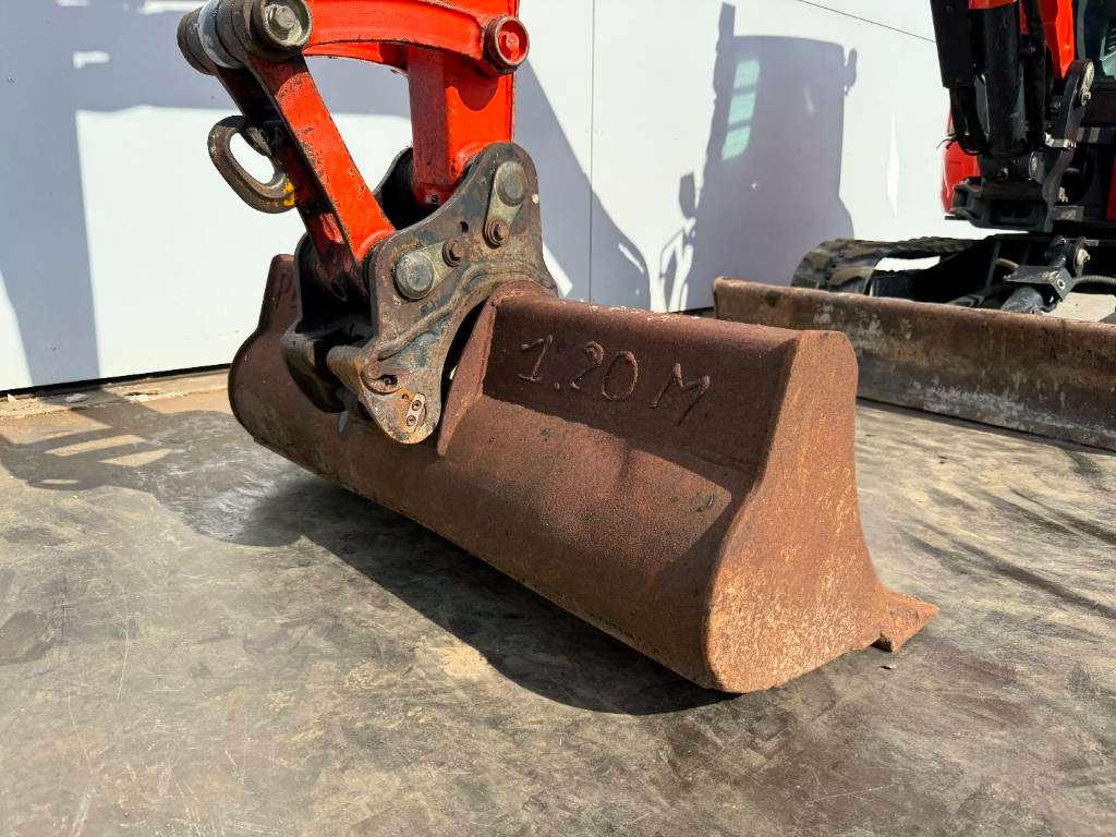 Kubota KX037-4 - Hammer Lines / Quick Coupler Photo 15
