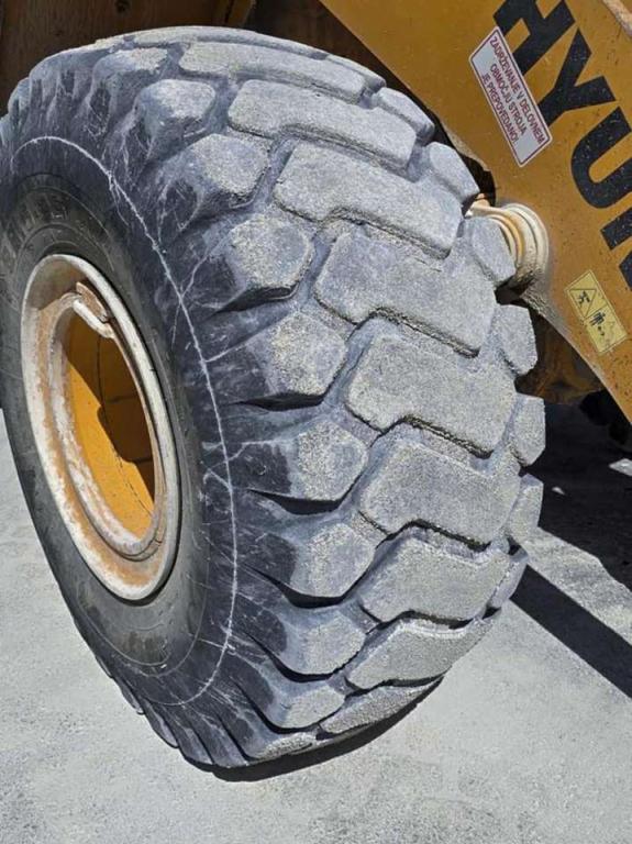 Hyundai HL970 Photo 8