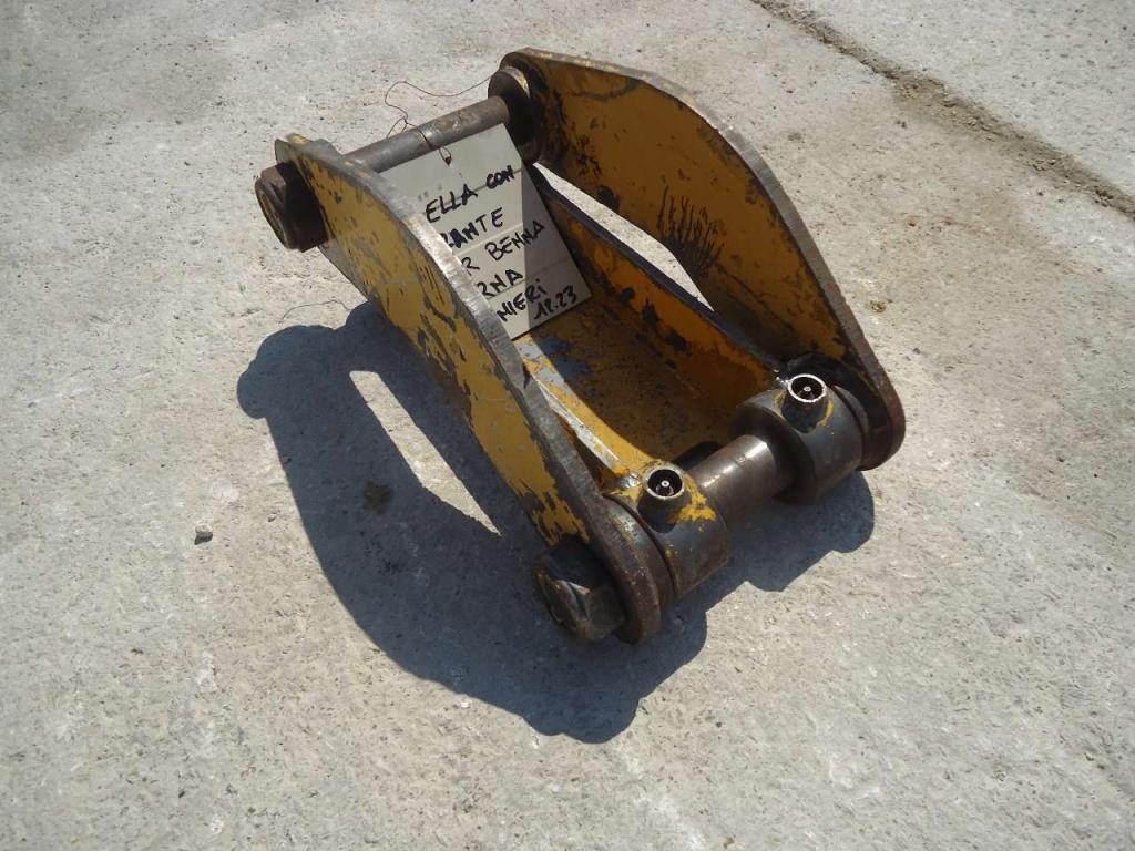 Connecting rod and bucket closing brackets for Venieri 12.23 Photo 2