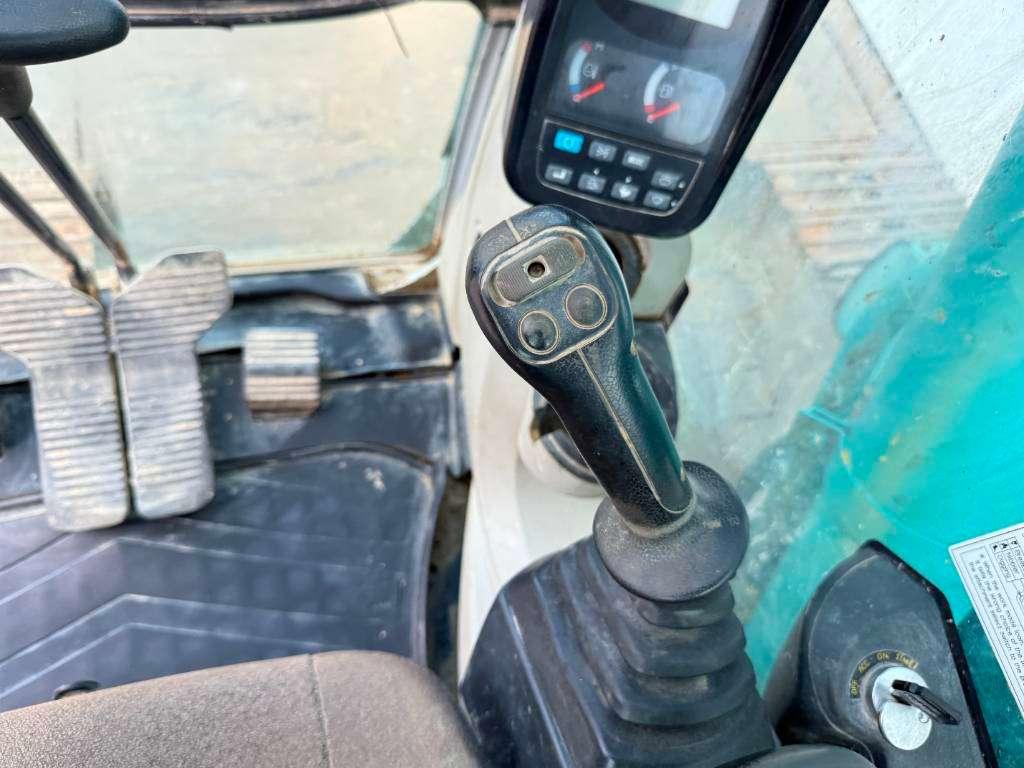 Kobelco SK235SR - Hammer Lines / Automatic Greasing Photo 11