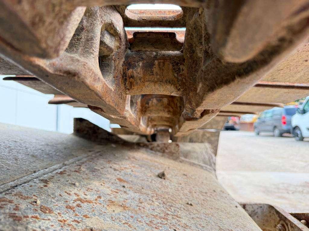 Kobelco SK235SR - Hammer Lines / Automatic Greasing Photo 26