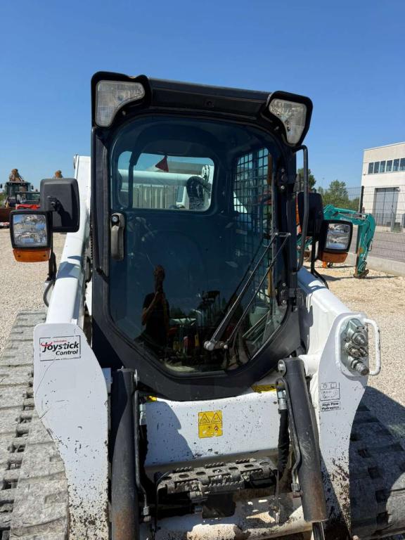 Bobcat T770 Photo 5