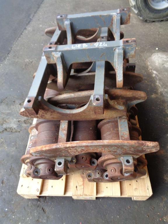 Rollers for Liebherr 924 B Photo 3