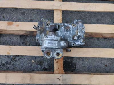 Filter support for Caterpillar C9 sold by CERVETTI TRACTOR Srl