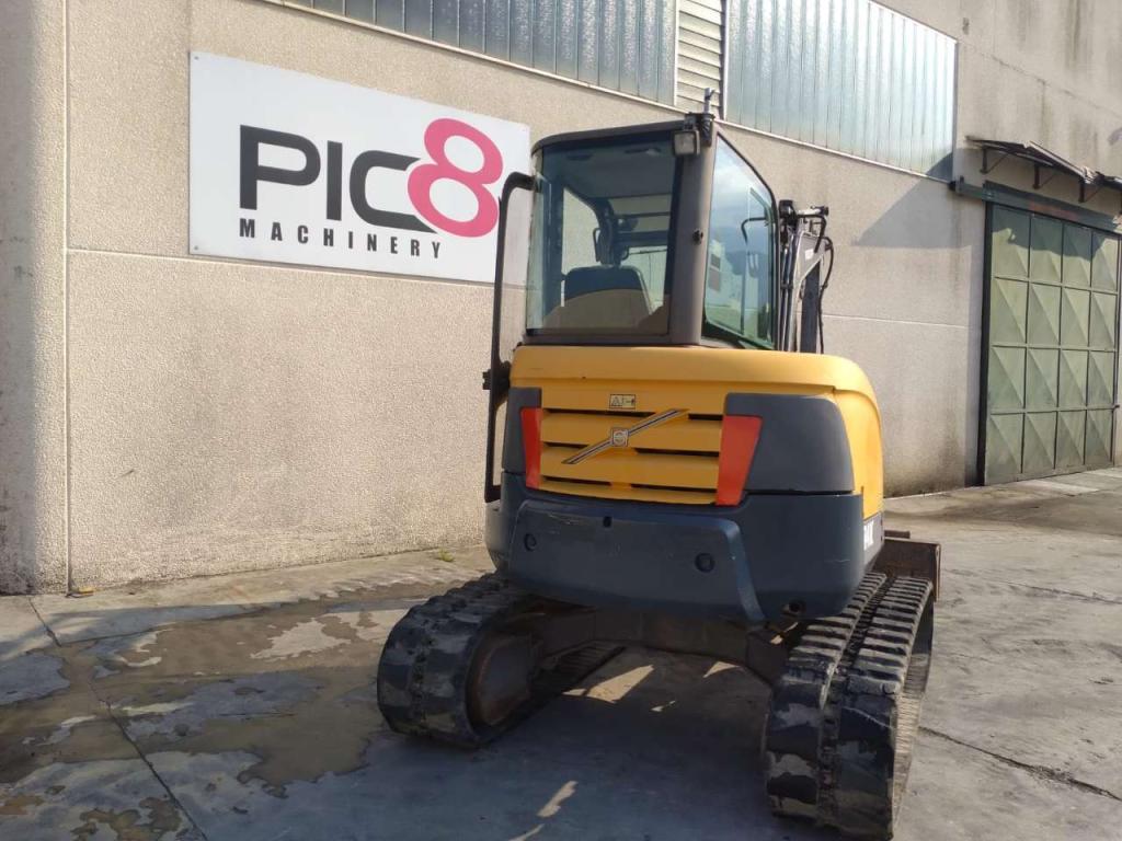 Volvo ECR48C Photo 3