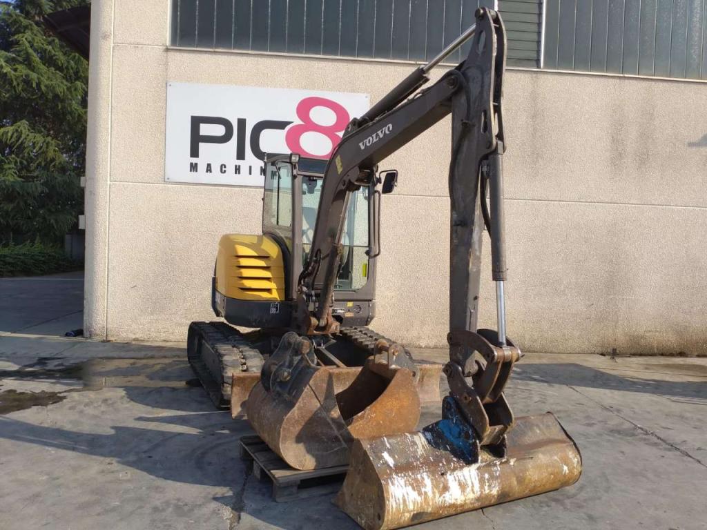 Volvo ECR48C Photo 9