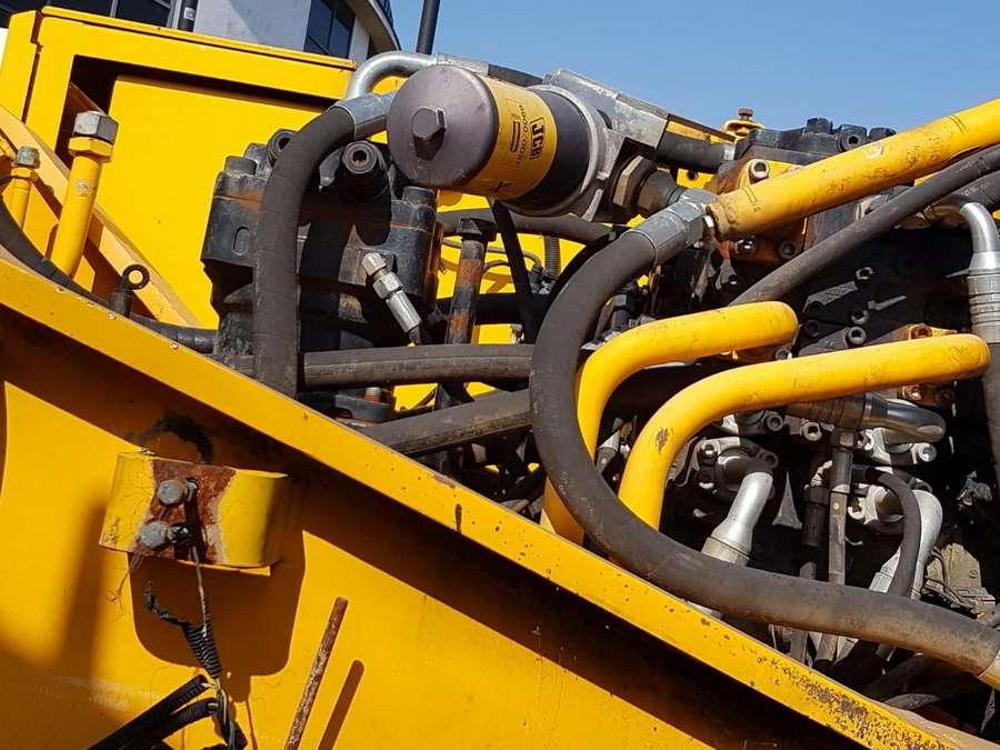 JCB JS290NLC Photo 20