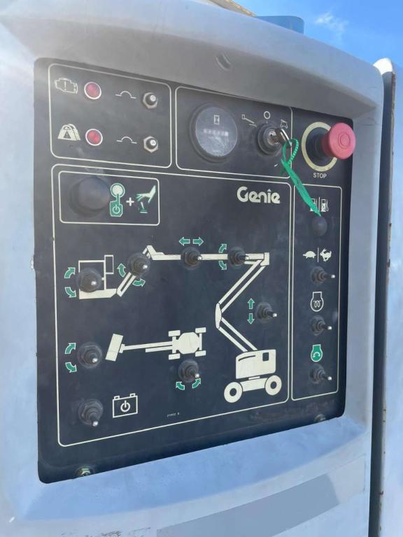 Genie Z45/25J RT Photo 15