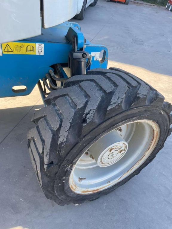 Genie Z45/25J RT Photo 17