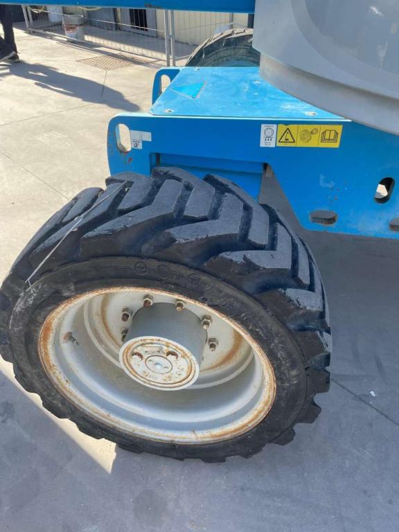 Genie Z45/25J RT Photo 18