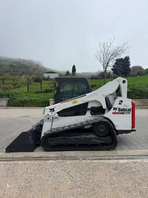 Bobcat T770 Photo 5