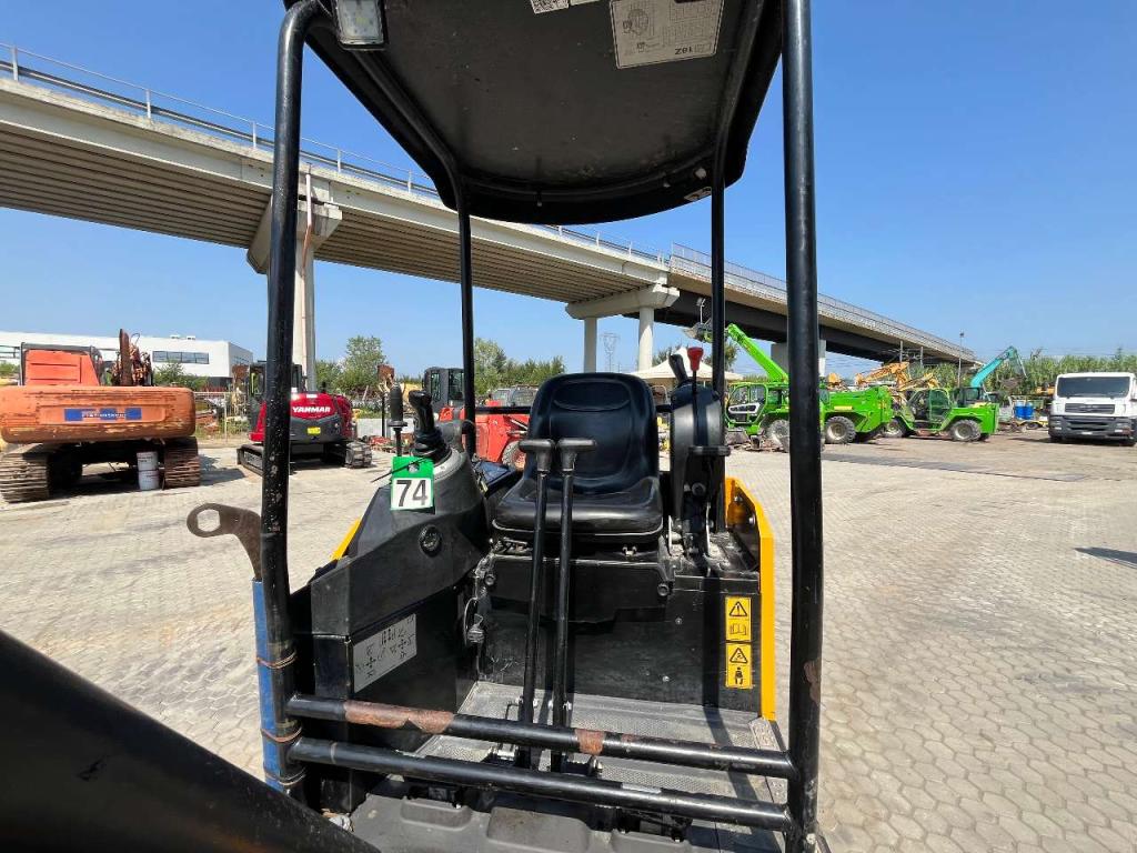 JCB 18Z-1 T3 Photo 8