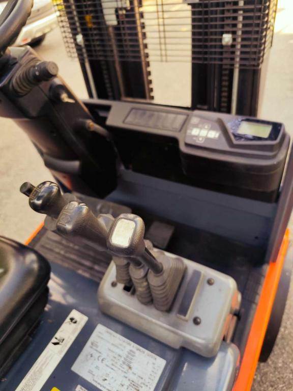 Toyota TRAIGO 15 Photo 5