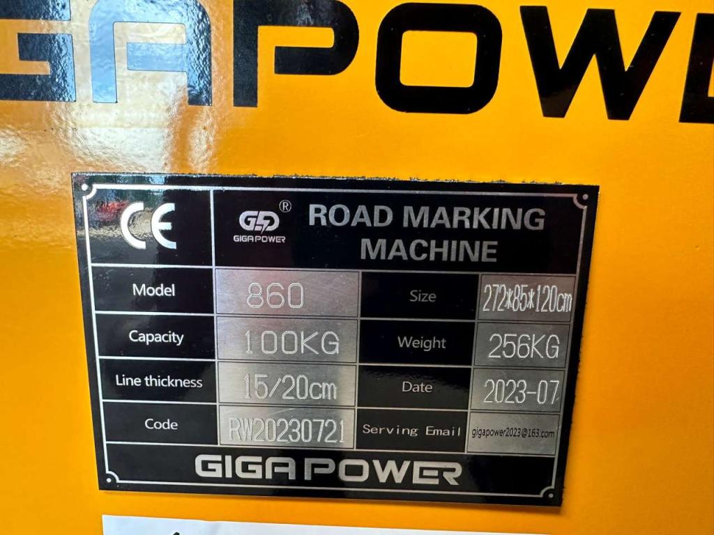 Giga Power Road Marking Machine Photo 16