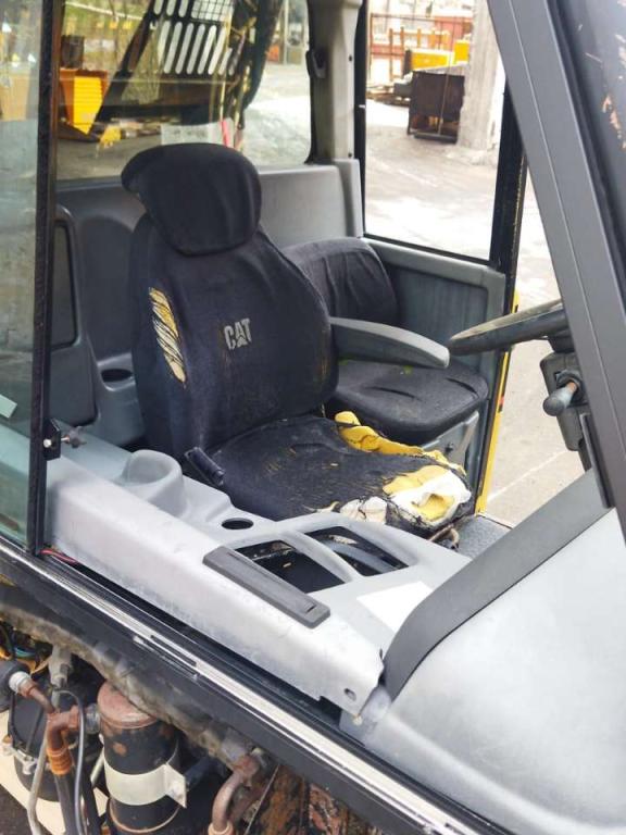 Cab for Caterpillar 730 B Photo 10