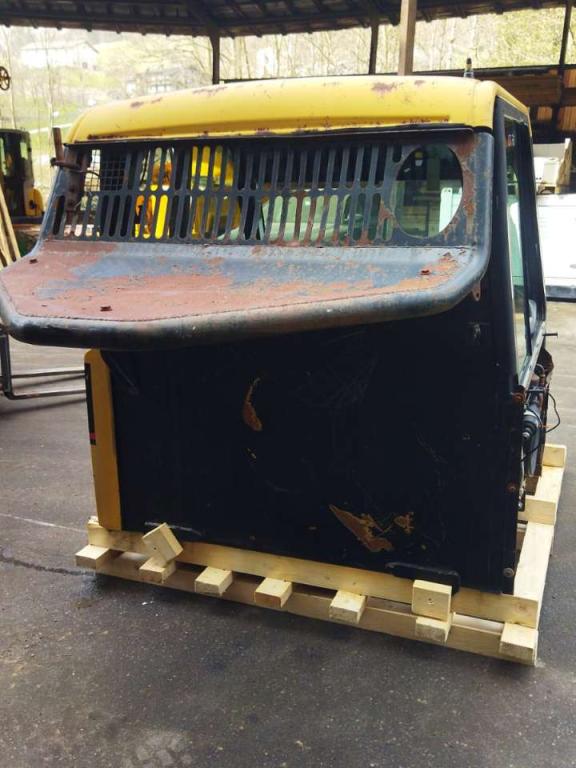 Cab for Caterpillar 730 B Photo 5