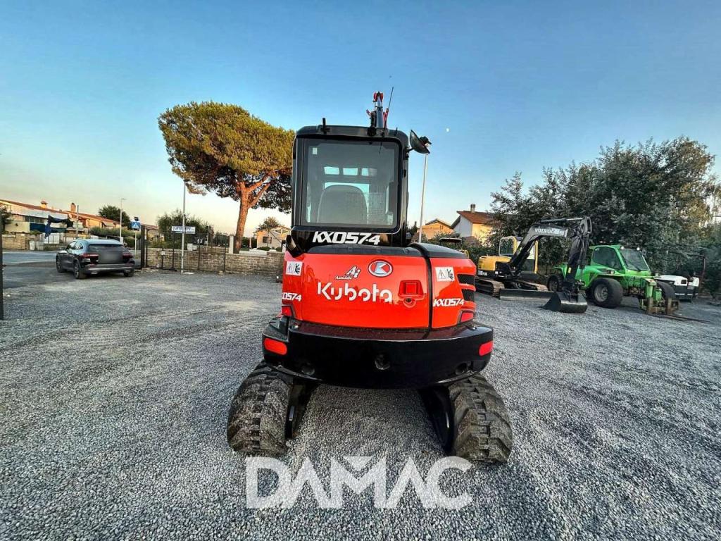 Kubota KX57-4 Photo 8