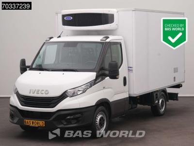 Iveco Daily 35S16 Automaat Koel/Vrieswagen -5 Carrier Xarios 5 Zijdeur AC/Climate Camera Euro6 Bakwagen G sold by BAS World B.V.