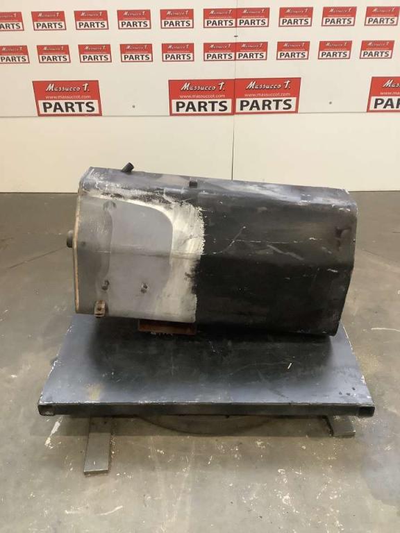 Oil tank for JLG LIFT 450 AJ Photo 1