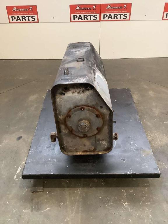 Oil tank for JLG LIFT 450 AJ Photo 3