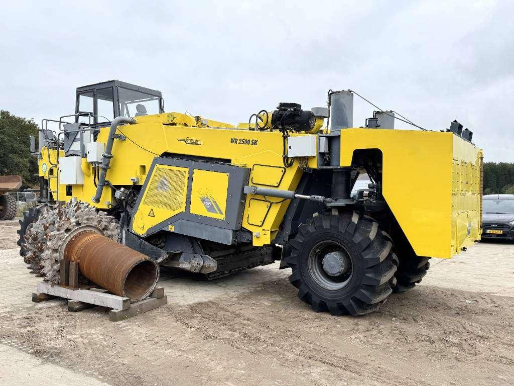 Wirtgen WR2500SK - Dutch Machine / Extra Miller and Tires Photo 3