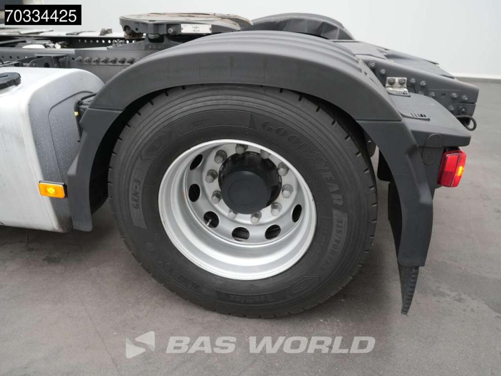 Volvo FH 460 4X2 Retarder 2x Tanks 90% Tyres! Photo 23