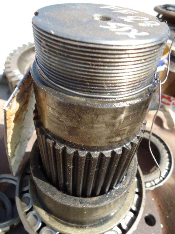 Travel drive for Fiat Allis FE28 Photo 2