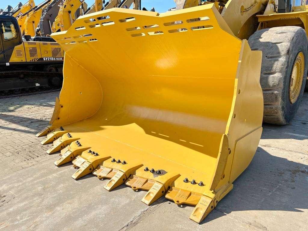 Caterpillar 988K Bucket - New / Unused Photo 1
