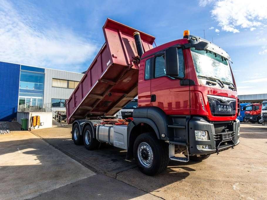 Man TGS 33.440 BL - TIPPER / TRACTOR Photo 2